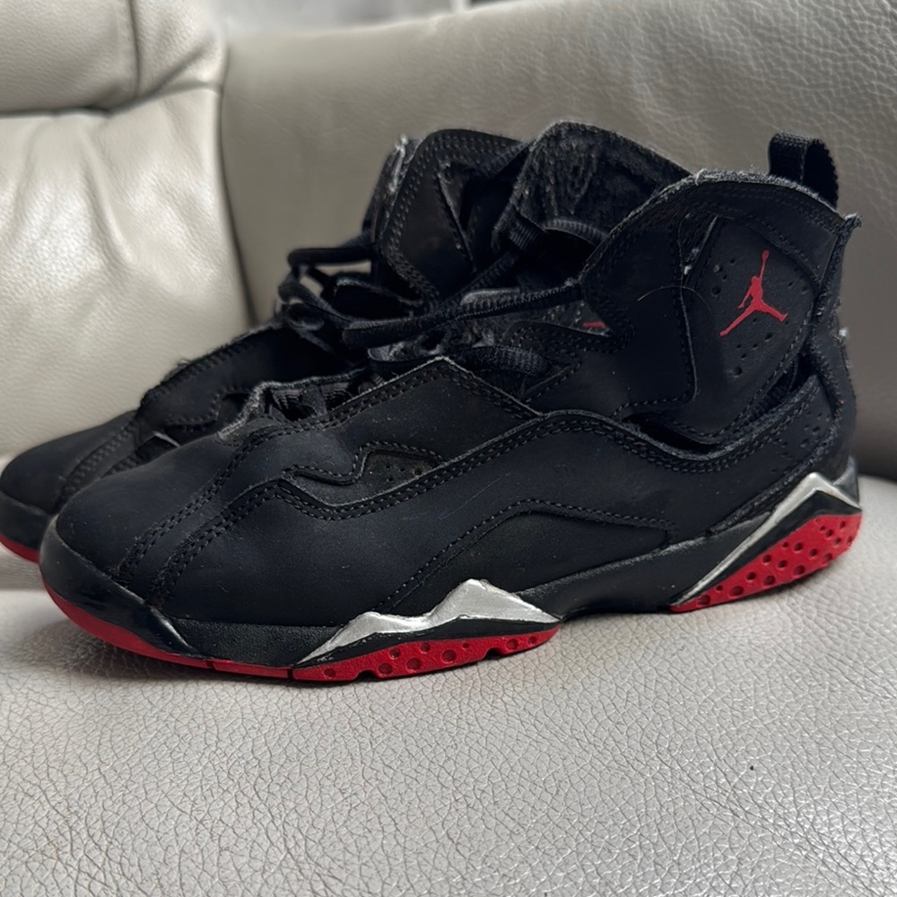 Nike Jordan Kids True Flight Bred Black Gym Red Metallic Size 3Y